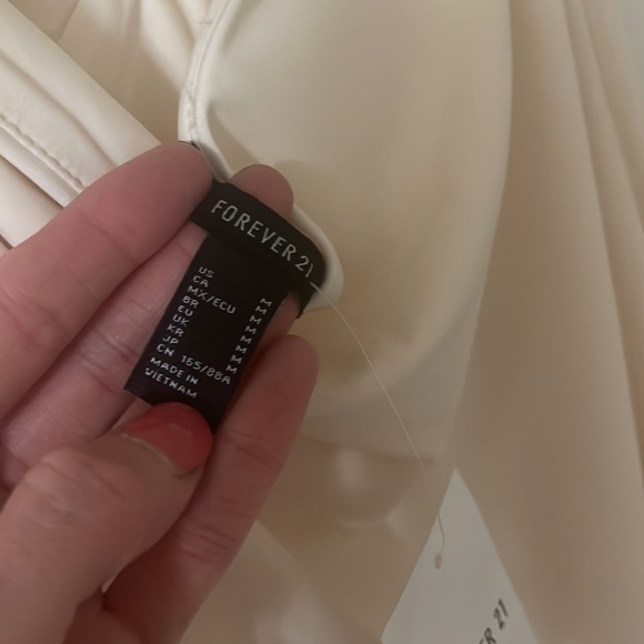 Halter Dress - Picture 9 of 12